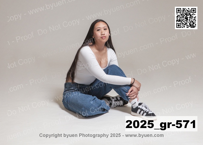 2025_Grad-571