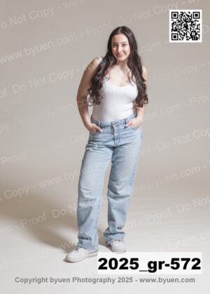 2025_Grad-572